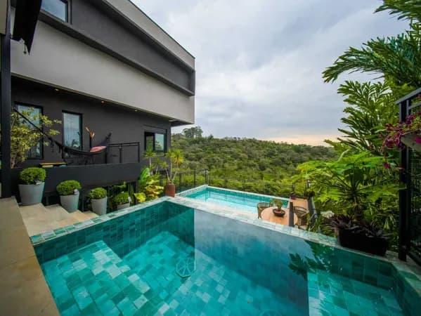 Casa à venda no Condomínio Genesis II em Santana de Parnaíba, de 477m² com 4 suítes e 4 vagas