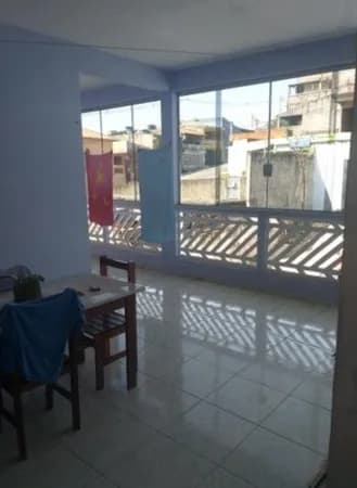 Sobrado à venda 120m² com 4 Casas e Ampla Garagem em Carapicuíba – Super Oportunidade