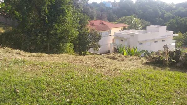 Lote de 611m² à Venda no Associação Tarumã – Projeto Aprovado e Excelente Oportunidade