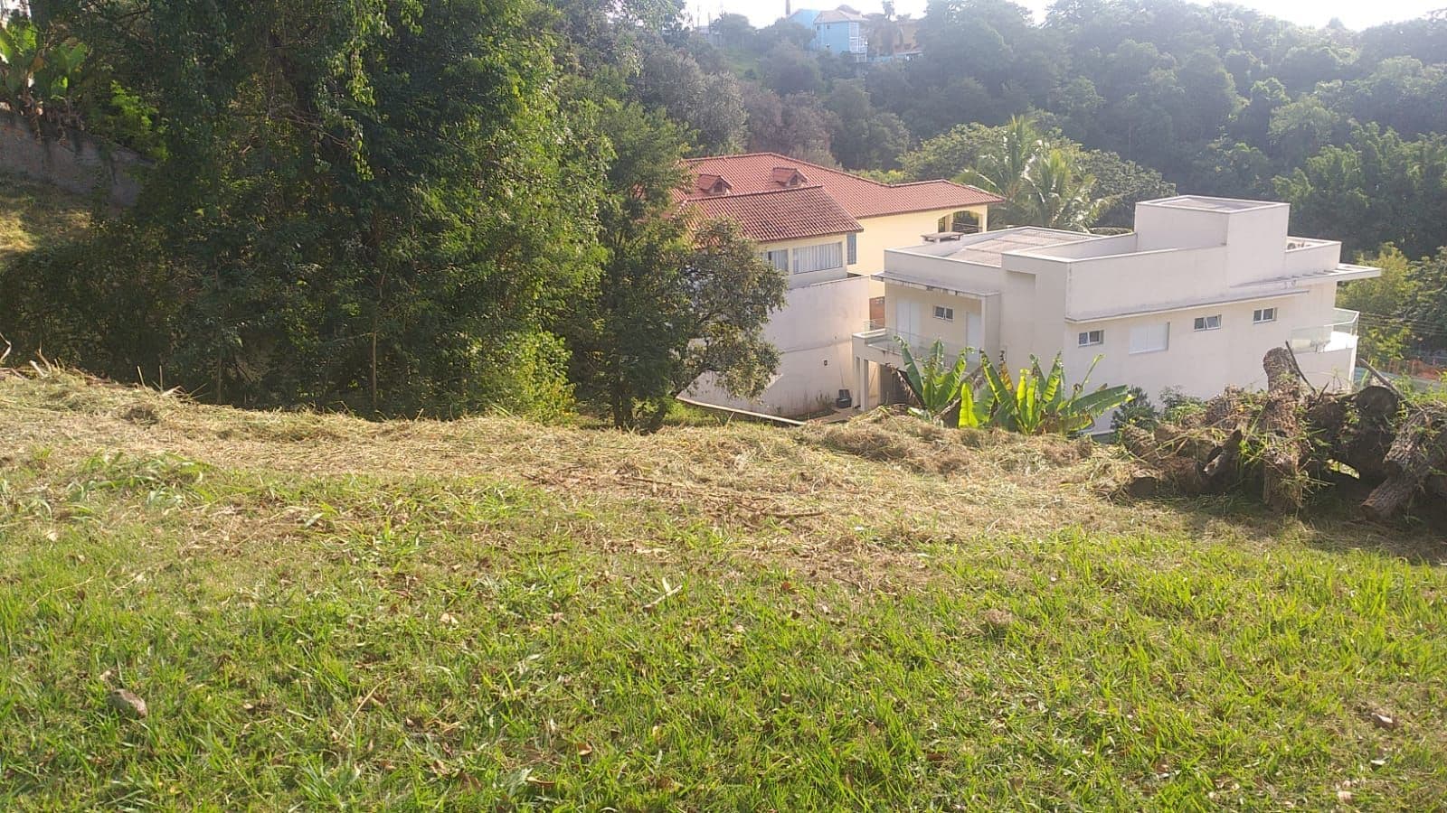 Lote de 611m² à Venda no Associação Tarumã – Projeto Aprovado e Excelente Oportunidade