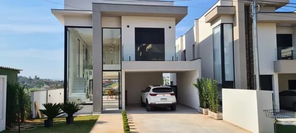 Casa à venda no Condomínio New Ville em Santana de Parnaíba, deb250m² com 3 quartos sendo 3 suítes e 4 vagas