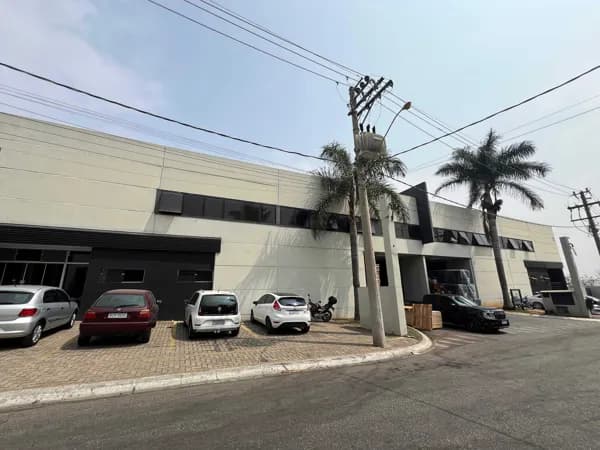Galpão à venda no Condomínio Grupo Empresarial, de 1.317,73 m², 8 m pé direto no Iporanga em Sorocaba