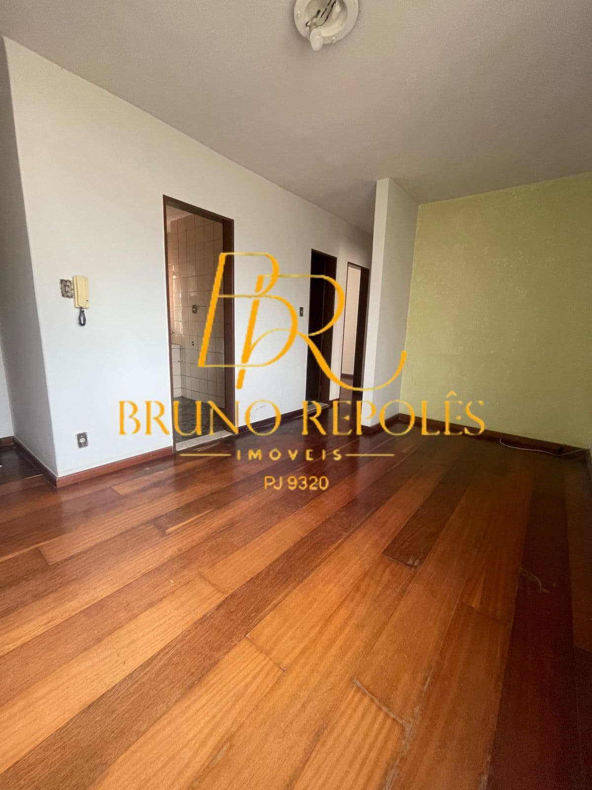 Apartamento à venda no bairro Vale do Sol