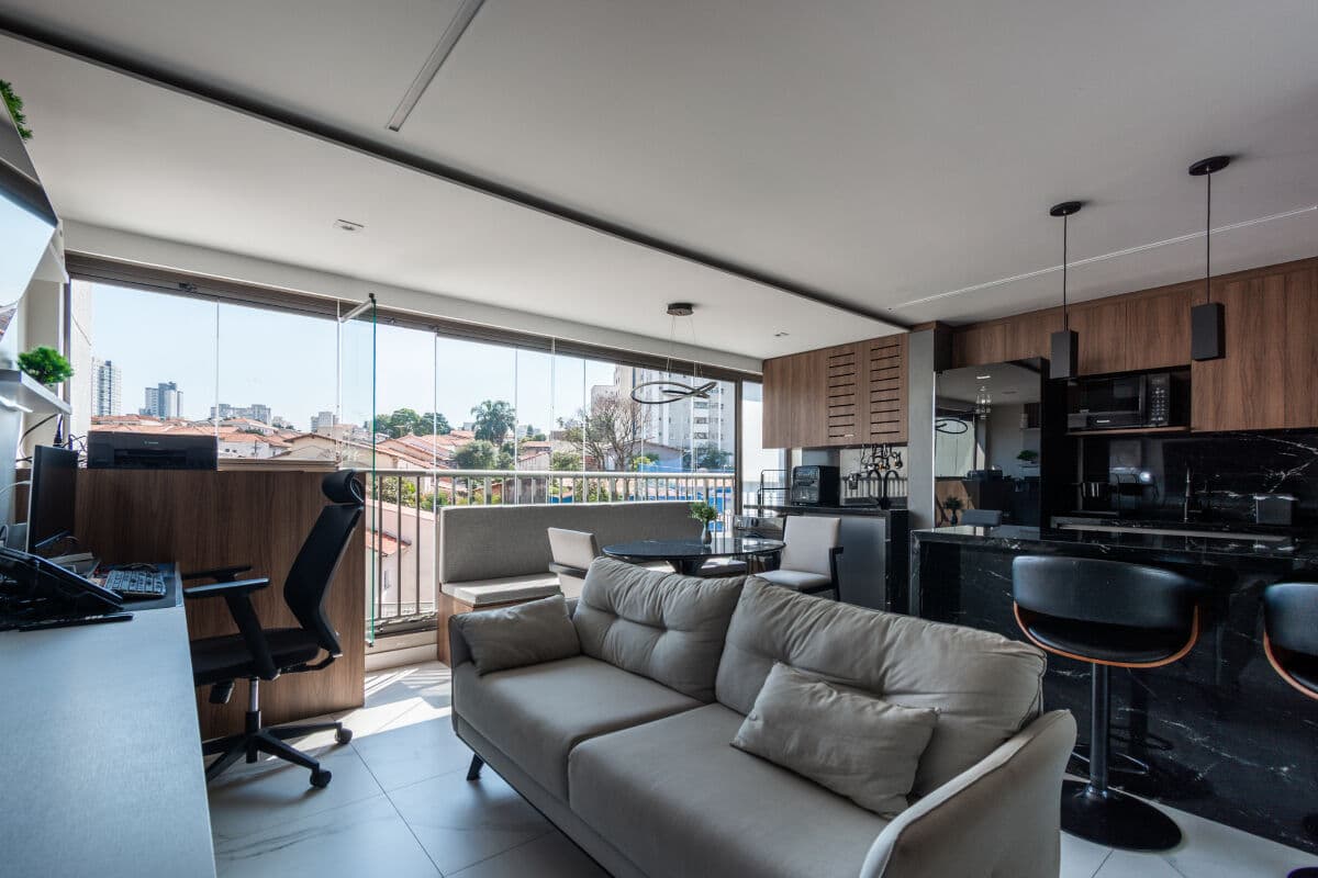 Apartamento para venda em Chácara Inglesa com 2 quartos, sendo 1 suíte, 57m² : 1V6N8