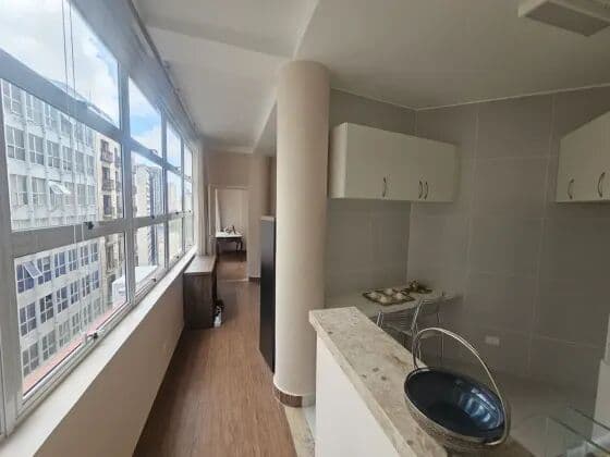 🛑 ATENÇÃO: Investimento de Ouro no Coração de SP! 66m² de Salas Conjugadas na Rua Dom José de Barros, 17.