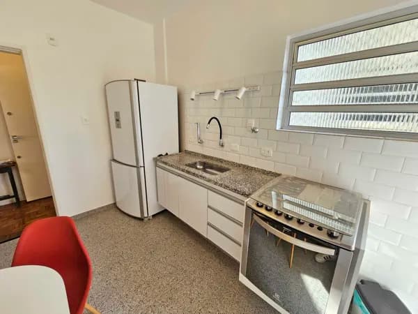 Apartamento espaçoso de 1 dormitório na Rua Augusta, 746 — oportunidade única em um dos endereços mais desejados de São Paulo.