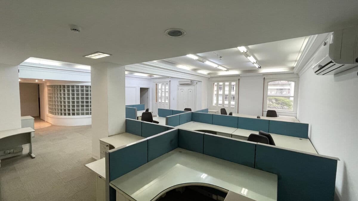 Conjunto comercial para venda e locação em República, 267m² : XGU1E