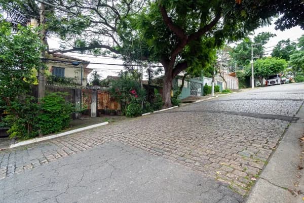 Casa para venda em Planalto Paulista com 3 quartos , 104m² : V2U97