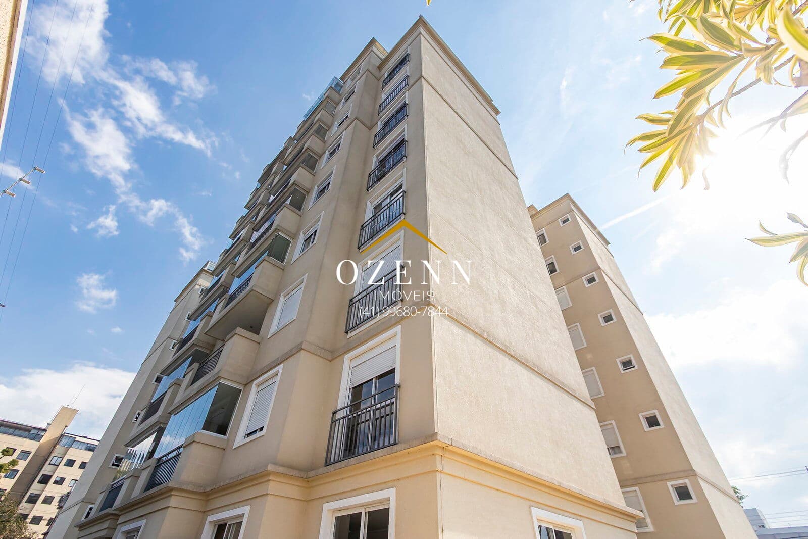 Cobertura Duplex à Venda no Bacacheri 3 Suítes Terraço 2 Vagas Vista Livre