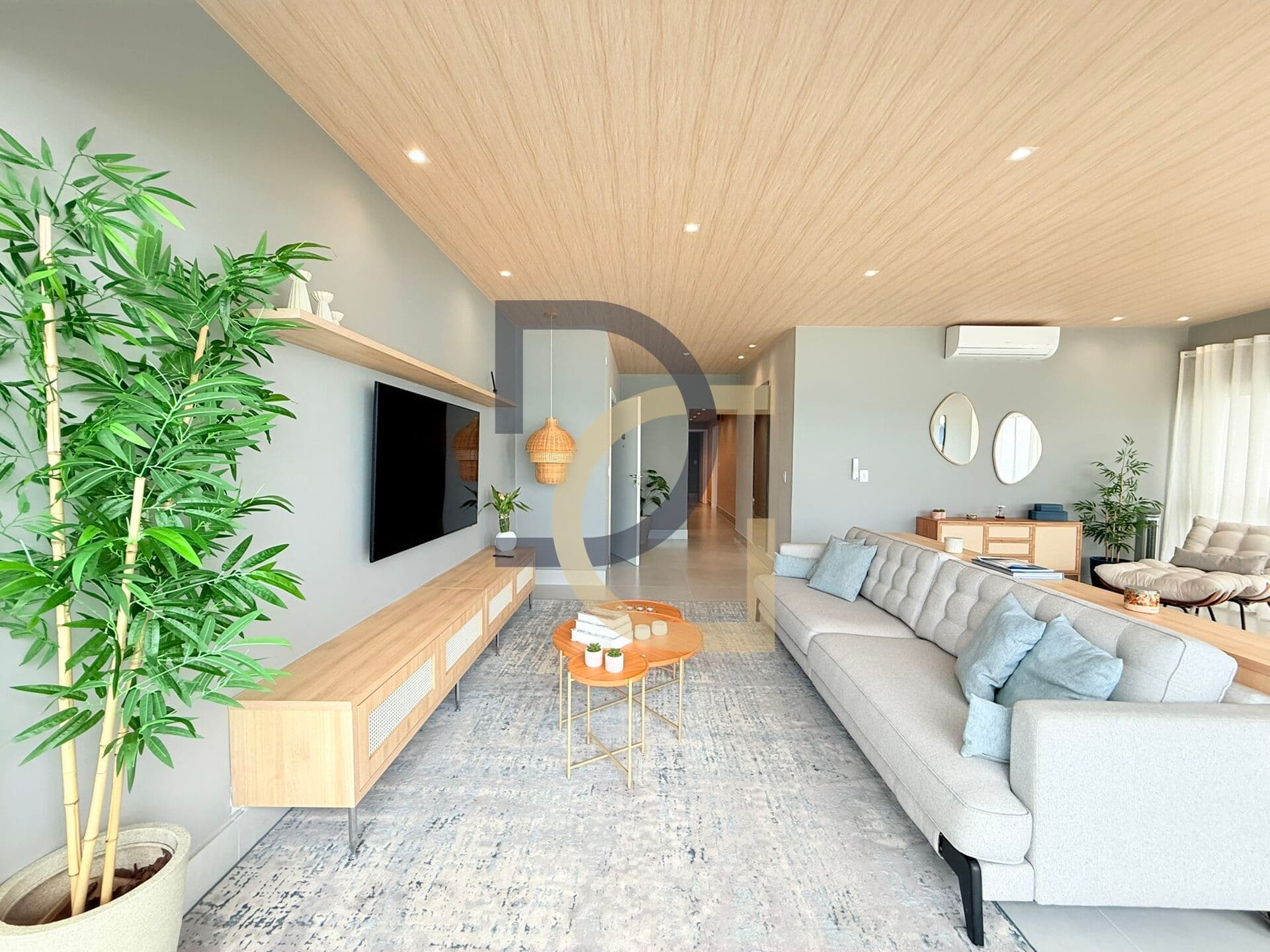 Apartamento alto padrão na praia das Pitangueiras