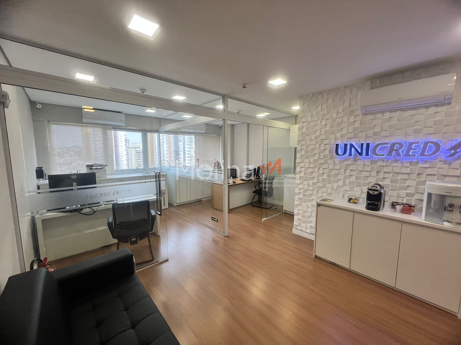 Sala na Helbor Concept Office de 37m²