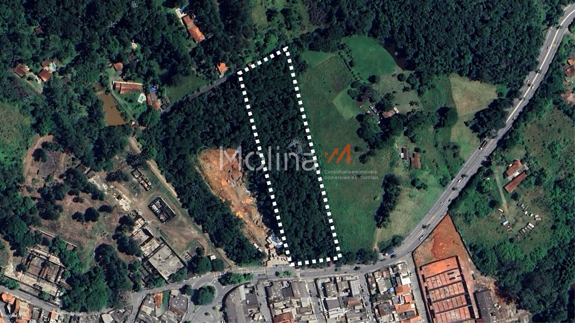 Área Comercial no Jardim Rodeio de 11.000m²