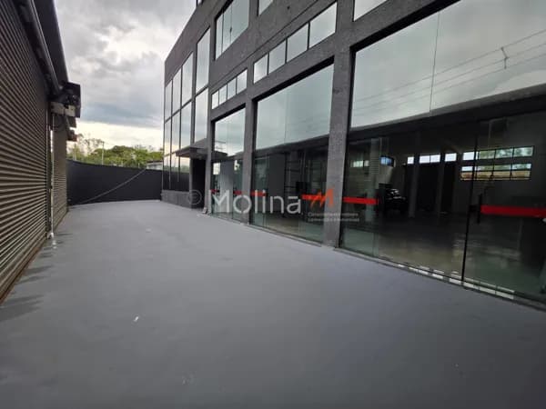 Salão Comercial na Ponte Grande de 555m²