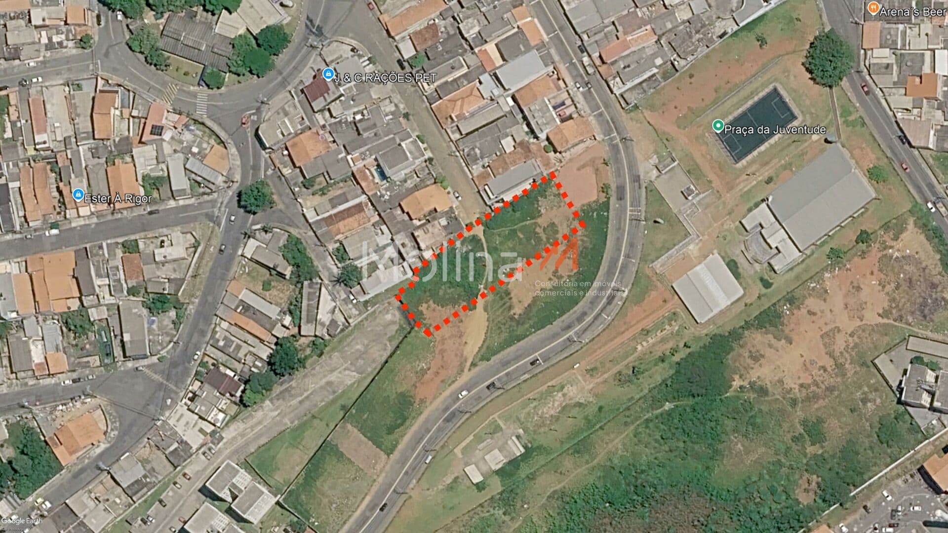 Terreno no Jardim Layr de 1.613m²