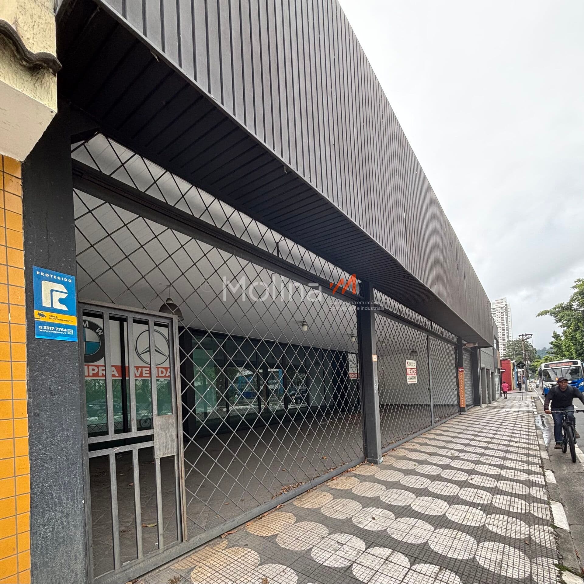 Galpão na Vila Mogilar de 600m2