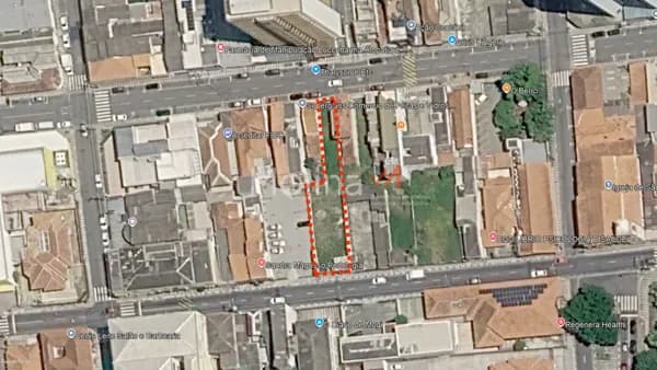 Terreno no Centro de 400m²