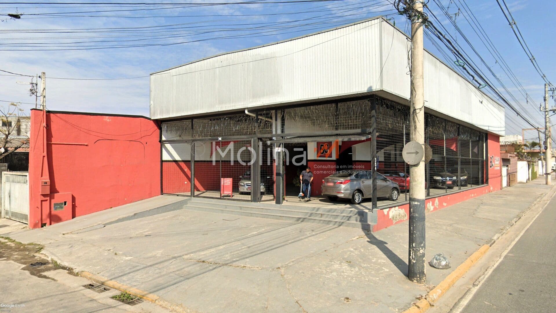 Salão/Loja Comercial na Vila Socorro Velho de 220m²