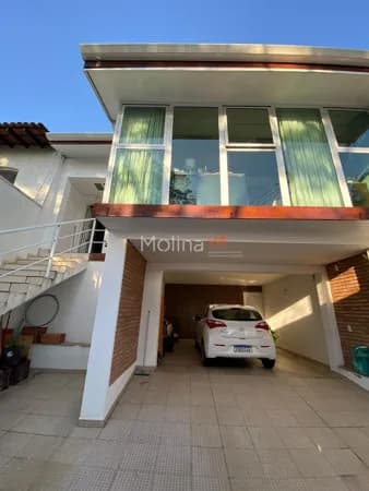 Casa na Vila Oliveira de 185m²