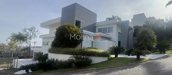 Casa em Condomínio em Vinhedo de 644,75m²