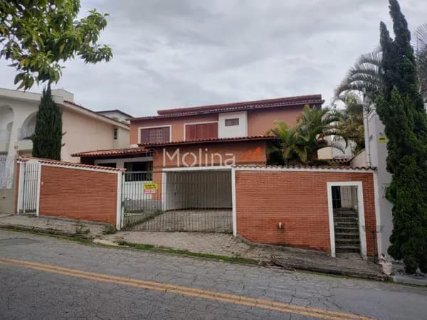 Casa na Vila Oliveira de 328,22m²