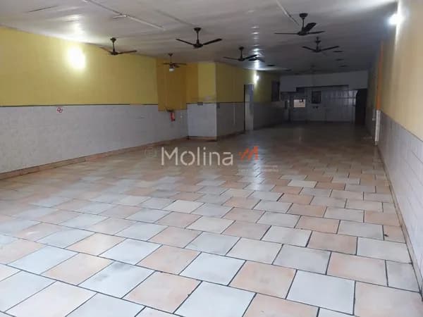 Salão comercial no Centro de 303,15m²