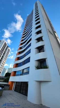 Apartamento com 136m², 04 quartos com 02 suítes