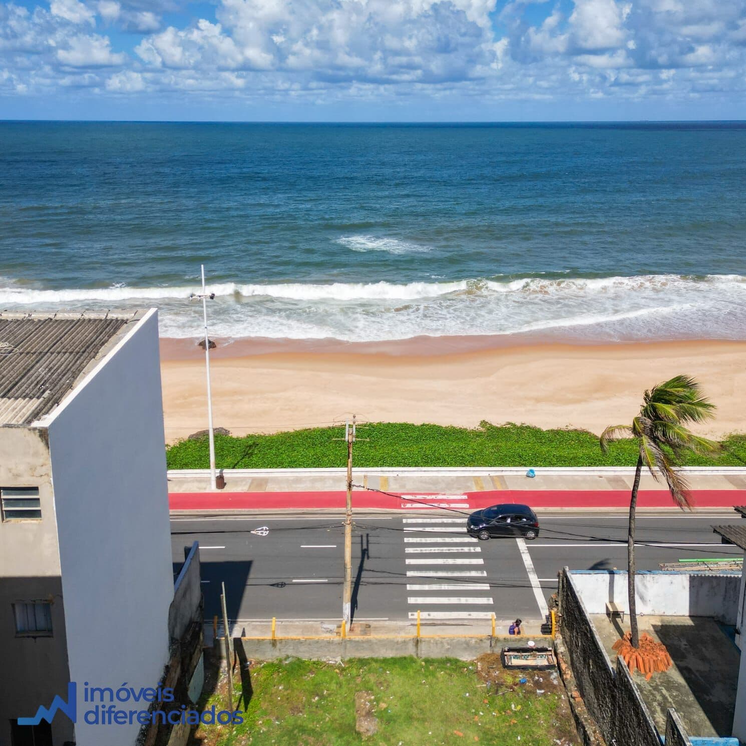 Terreno frente mar com 711m²