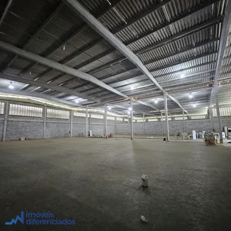 Galpão Cascalheira com 5.900m²