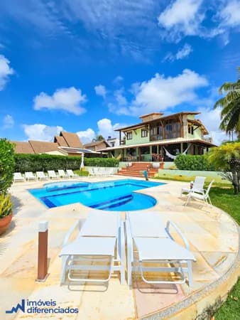 VENDA - Casa duplex com 6 suítes na praia de Guarajuba