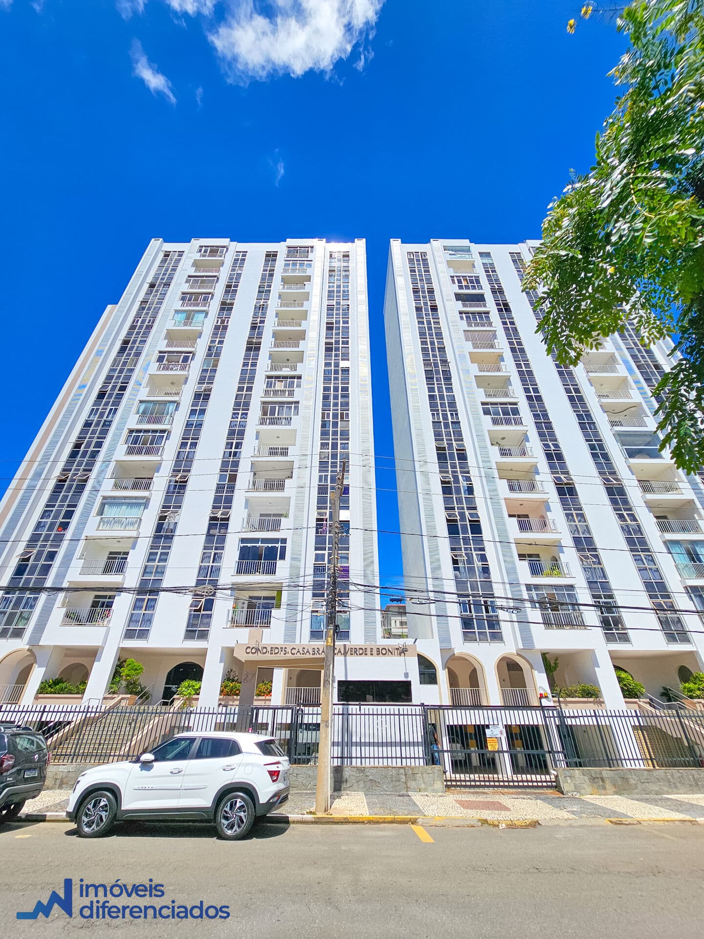 VENDA - 3 quartos e 1 suíte com 100m² no Itaigara.