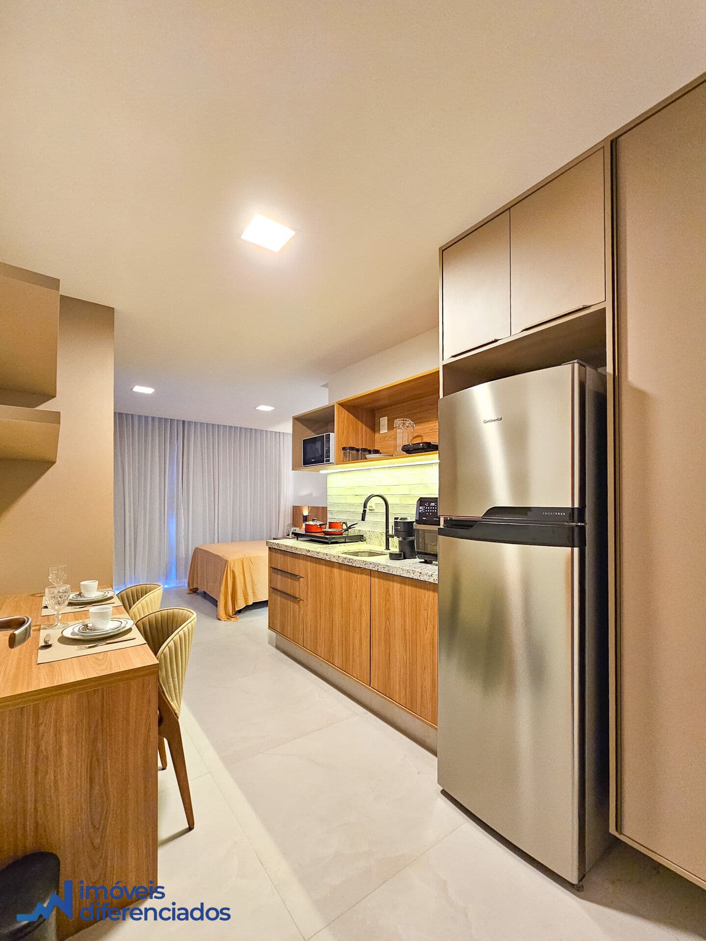 Apartamento com 27m² no Caminho das Árvores