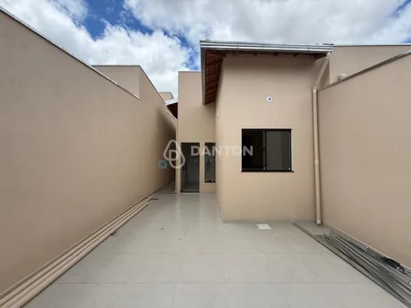 Casa à venda – Bairro Carmelo | Montes Claros