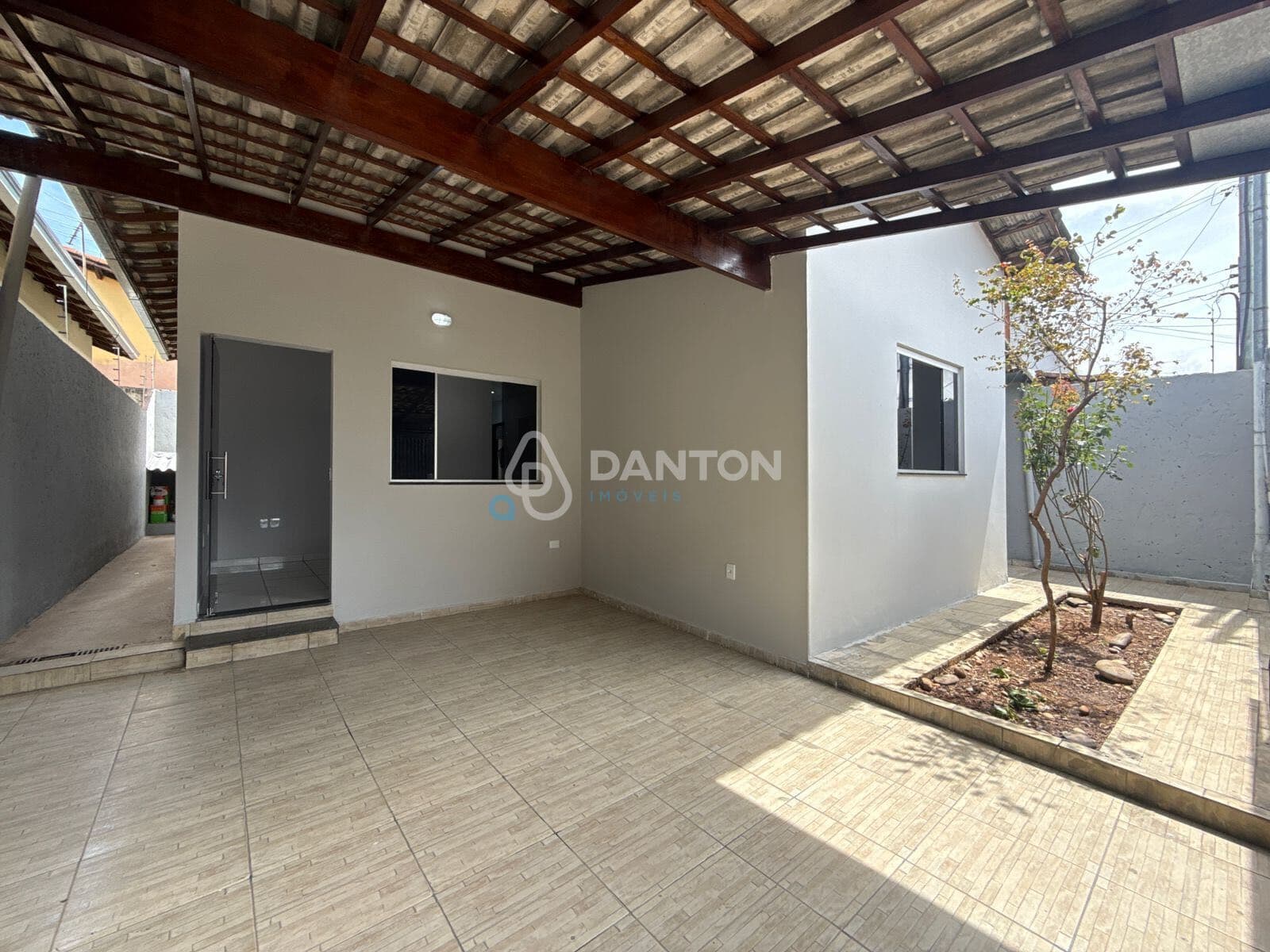 CASA À VENDA – BAIRRO JOÃO BOTELHO | MONTES CLAROS