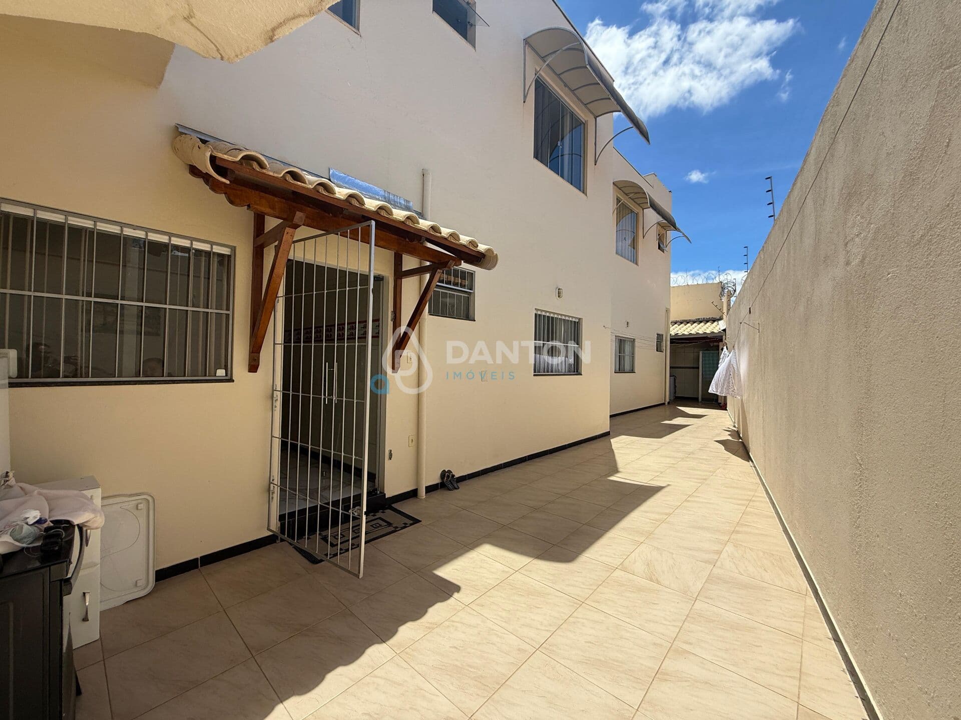 Casa à Venda no Bairro Belvedere – Excelente Oportunidade! codigo:335