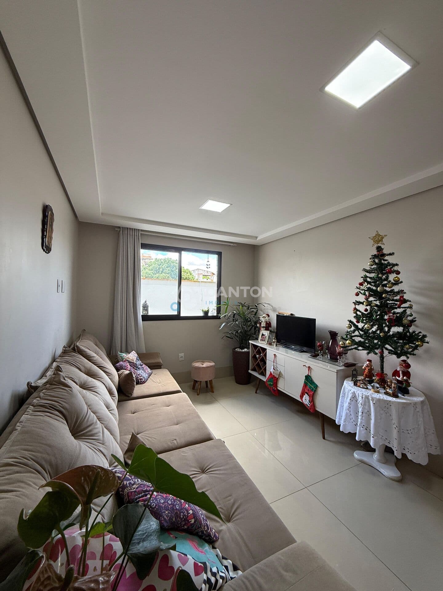 APARTAMENTO À VENDA - AUGUSTA MOTA