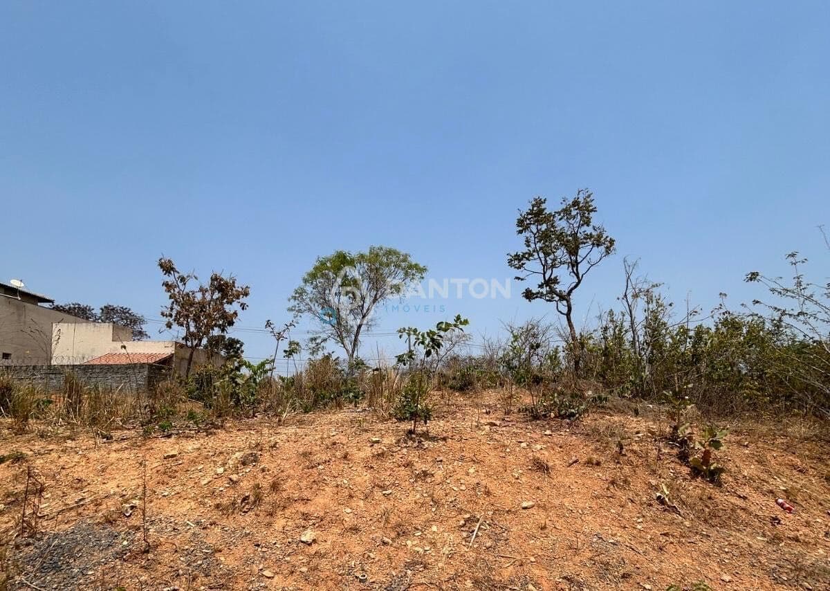 LOTE À VENDA – JARDIM NIEMEYER | MONTES CLAROS 🏡✨