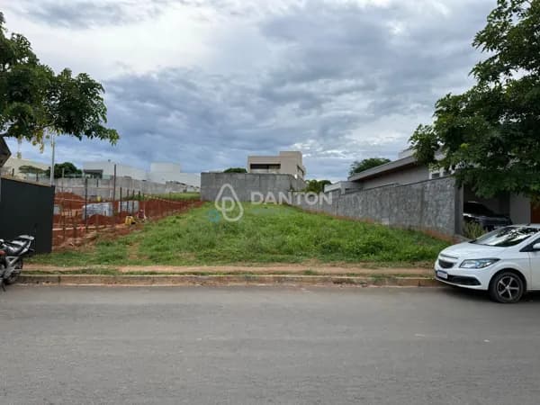 Lote à venda no Gran Royalle – Montes Claros/MG