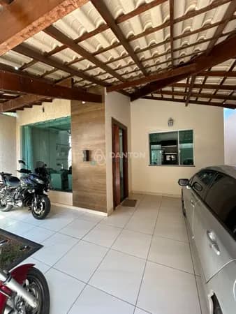 Casa a venda no Bairro Jaraguá I