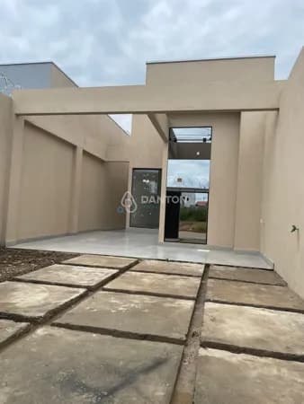 Casa à venda no bairro Jardim Olímpico