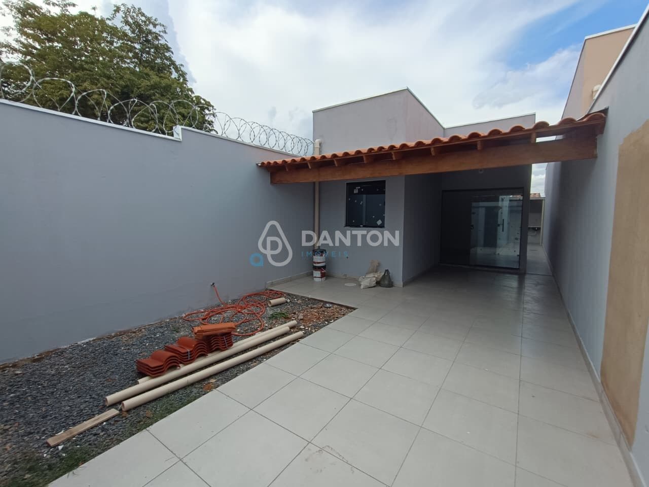 Casa a venda no Bairro Carmelo