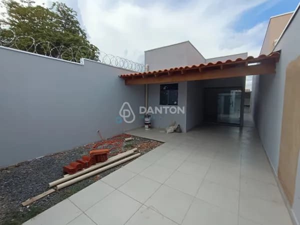 Casa a venda no Bairro Carmelo