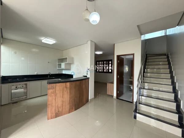 CASA À VENDA – VILA MAURICÉIA | MONTES CLAROS 🏡✨