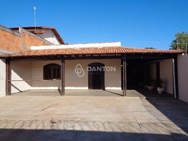 Casa à Venda no Bairro São Judas 2