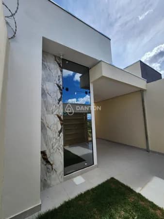 Casa no Jardim Olímpico à Venda