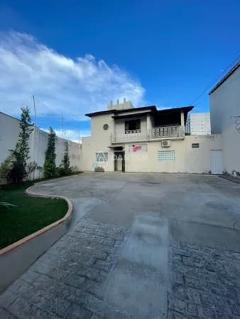 IMÓVEL COMERCIAL À VENDA – CENTRO DE MONTES CLAROS/MG