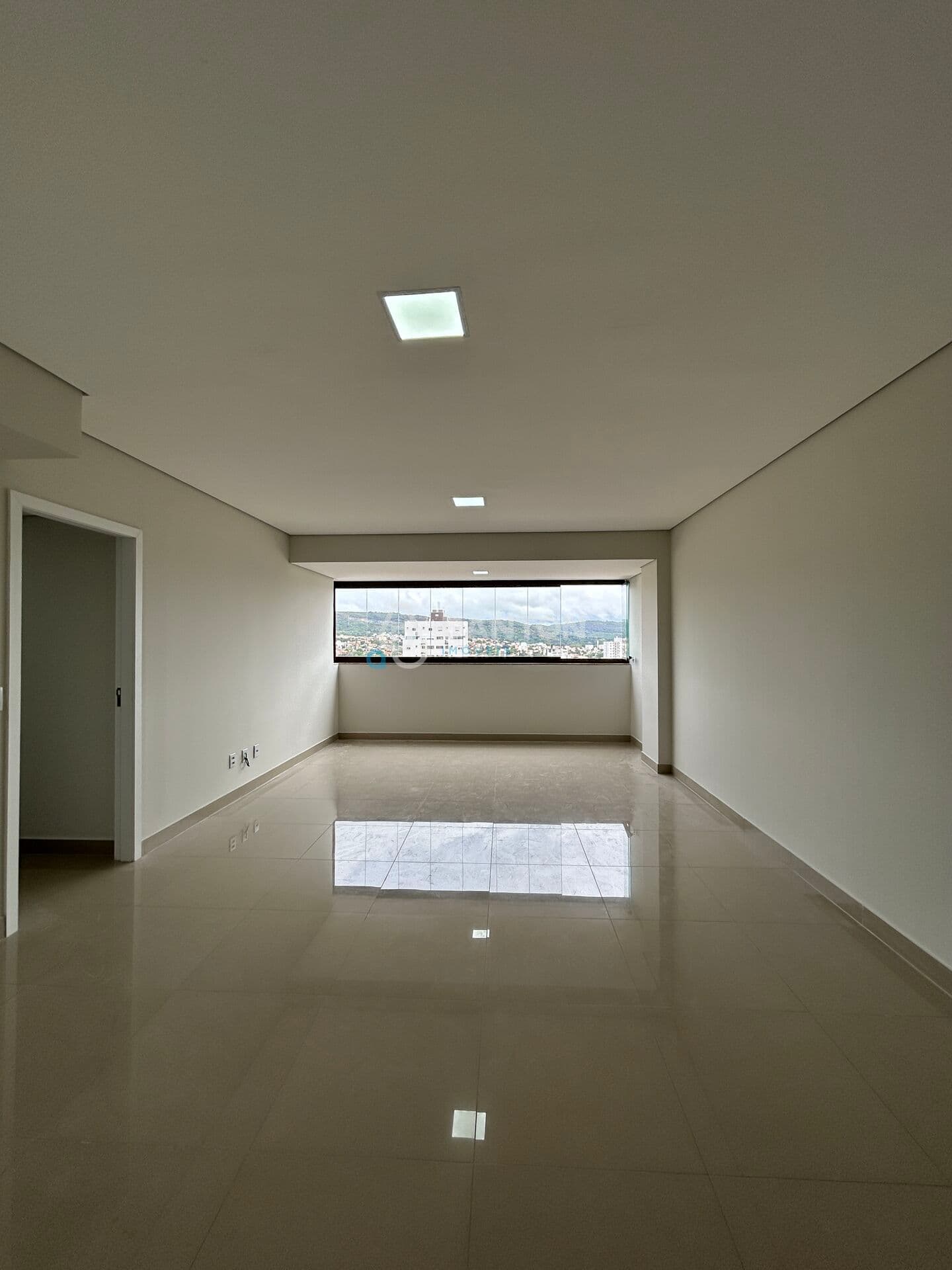 Apartamento à venda no Edifício Catalunha