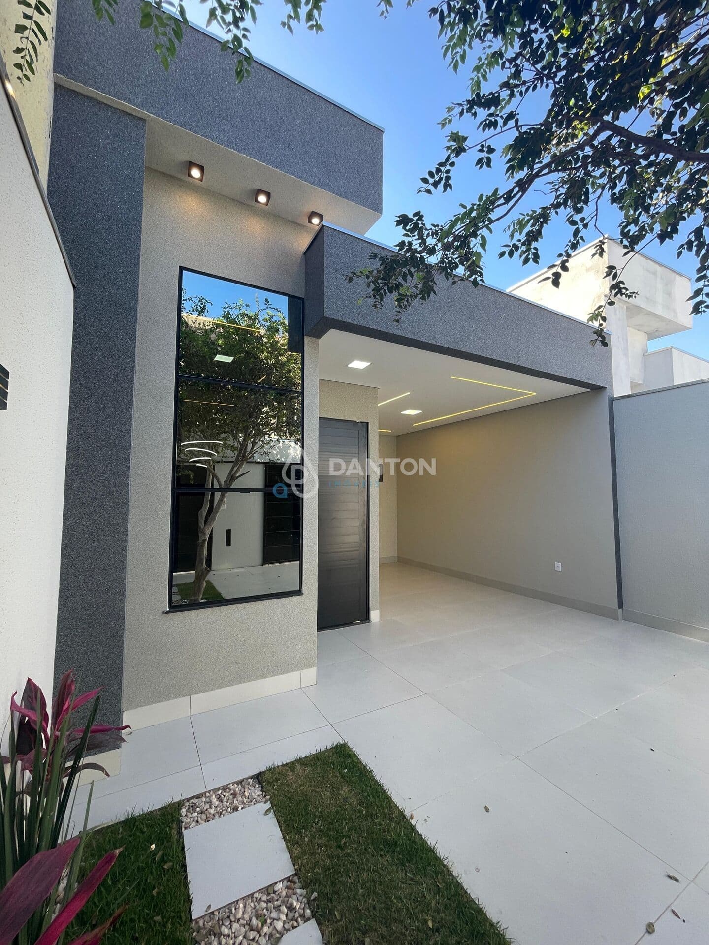 Casa à Venda – Jardim Palmeiras