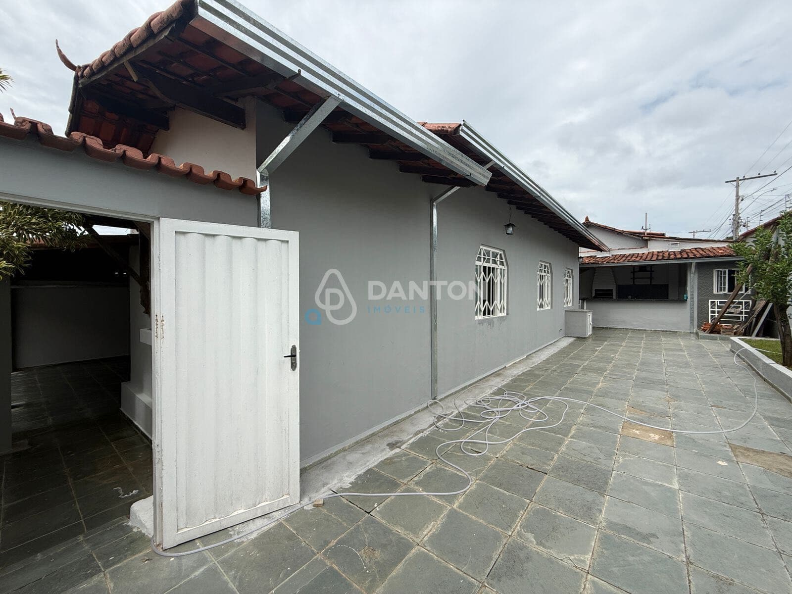 CASA À VENDA – BAIRRO JOÃO BOTELHO | MONTES CLAROS – MG 🏡✨