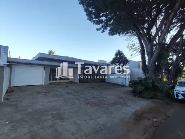 Casa em Umuarama - Zona III