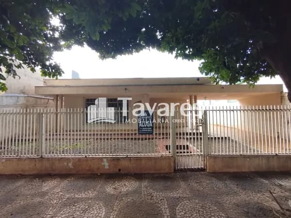 Casa em Umuarama - Zona II
